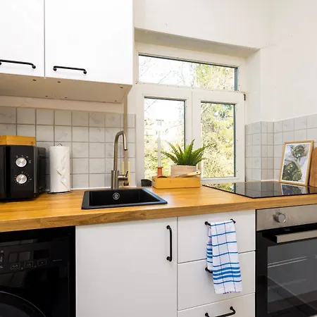 Staytime - Honey Base Dresden